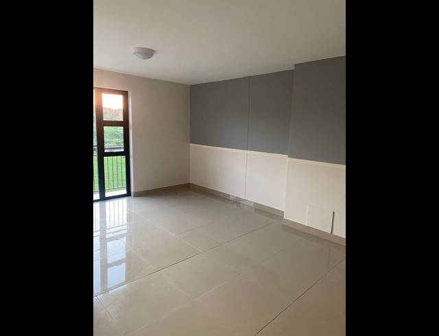 2 BEDROOM APARTMENT FOR SALE IN UMHLANGA RIDGE